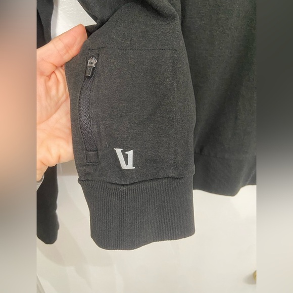 Vuori Ponto Performance Crew Neck Long Sleeve Sweater Black Heather Size Medium - Picture 2 of 5